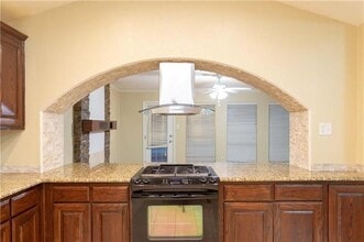 310 Overland Dr in Garland, TX - Building Photo - Building Photo