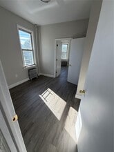 31 Spruce St in Yonkers, NY - Building Photo - Building Photo