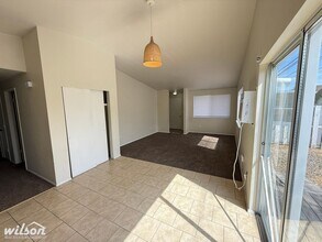 1007 S 17th Ave in Yakima, WA - Building Photo - Building Photo