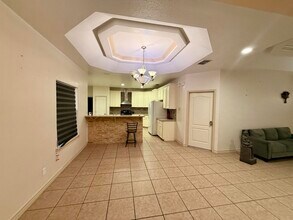 405 Wren Point in Laredo, TX - Building Photo - Building Photo