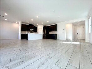 839 Nova Heights St in Henderson, NV - Building Photo - Building Photo