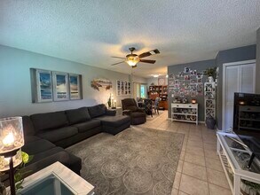 2615 SW Natura Ave in Deerfield Beach, FL - Building Photo - Building Photo