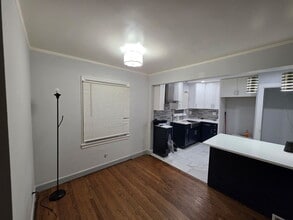 5249 N Osceola Ave in Chicago, IL - Building Photo - Building Photo