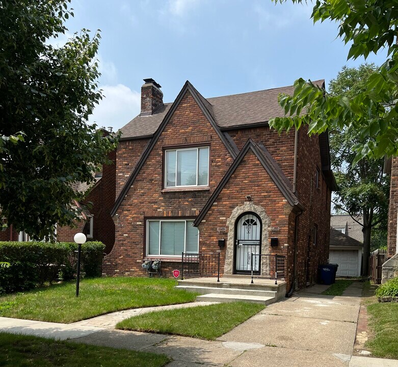 18489 Santa Rosa Dr in Detroit, MI - Building Photo