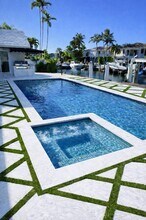 885 Nafa Dr in Boca Raton, FL - Building Photo - Building Photo