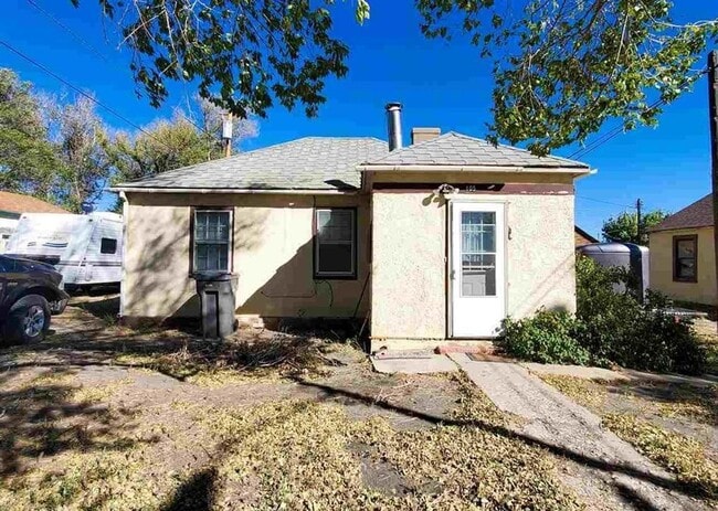 property at 105 S 7th St