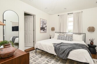 982 Wylie St SE-Unit -ID1049119P in Atlanta, GA - Building Photo - Building Photo