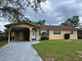 6119 Melbourne Ave. in Orlando, FL - Building Photo