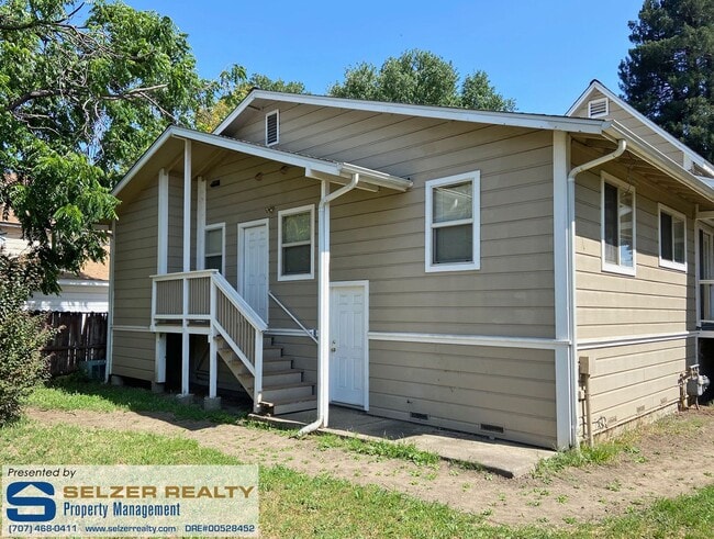 122 Clara Ave in Ukiah, CA - Building Photo - Building Photo