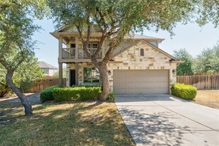 17716 Linkhill Dr in Dripping Springs, TX - Building Photo
