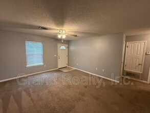 1015 Peakview Dr in Pensacola, FL - Building Photo - Building Photo