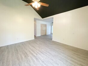 405 Cami Forest Ln in Columbia, SC - Building Photo - Building Photo