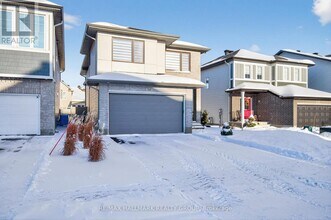 535 Dressage Ave in Ottawa, ON - Building Photo - Building Photo