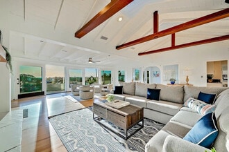 1185 Tamarack Ave in Carlsbad, CA - Building Photo - Building Photo