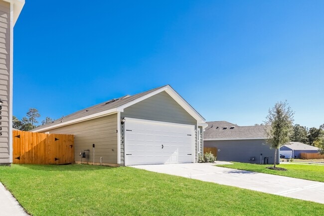 23139 Shakespeare Dr in Magnolia, TX - Foto de edificio - Building Photo