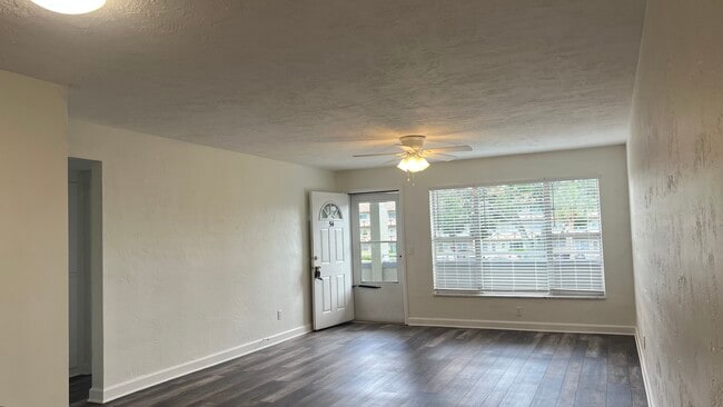 2462 Brazilia Dr in Clearwater, FL - Building Photo - Building Photo