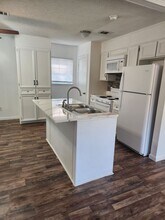 1105 Kelly Dr in Hinesville, GA - Building Photo - Building Photo
