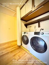 10622 Meridian Ave N in Seattle, WA - Building Photo - Building Photo