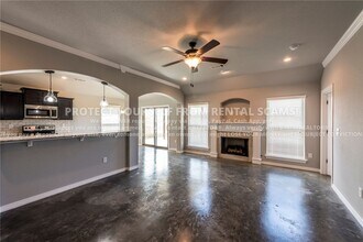 4863 W Croft Dr in Fayetteville, AR - Building Photo - Building Photo