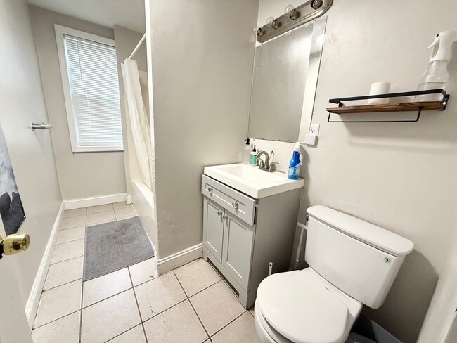 17 Cawfield St, Unit 1