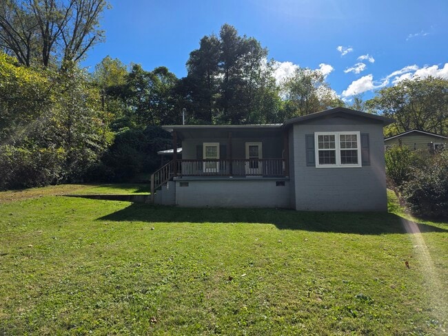 property at 1404 Cumberland Ave W