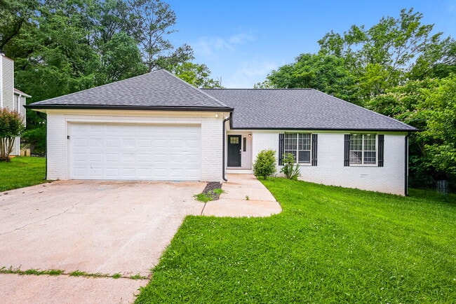 property at 2921 Sunset Ct
