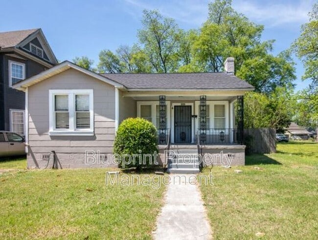 property at 208 52nd Pl N