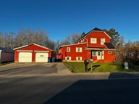 3431 19th Ave E, Unit 101 in Hibbing, MN - Building Photo