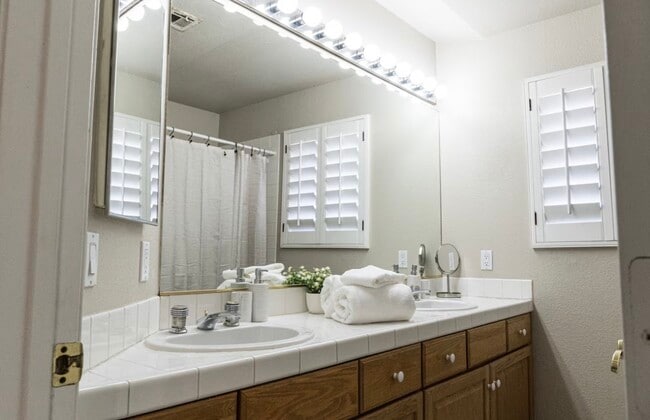 2536 El Paso Grande Ave in Henderson, NV - Building Photo - Building Photo