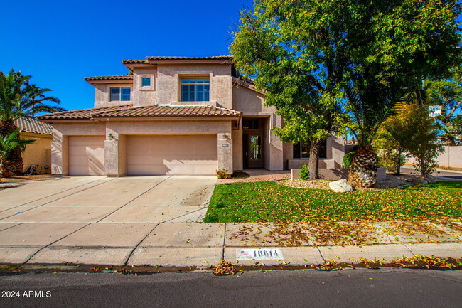 16614 N 51st St in Scottsdale, AZ - Foto de edificio - Building Photo