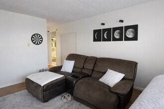 200 Swanton St, Unit 704 in Winchester, MA - Building Photo - Building Photo