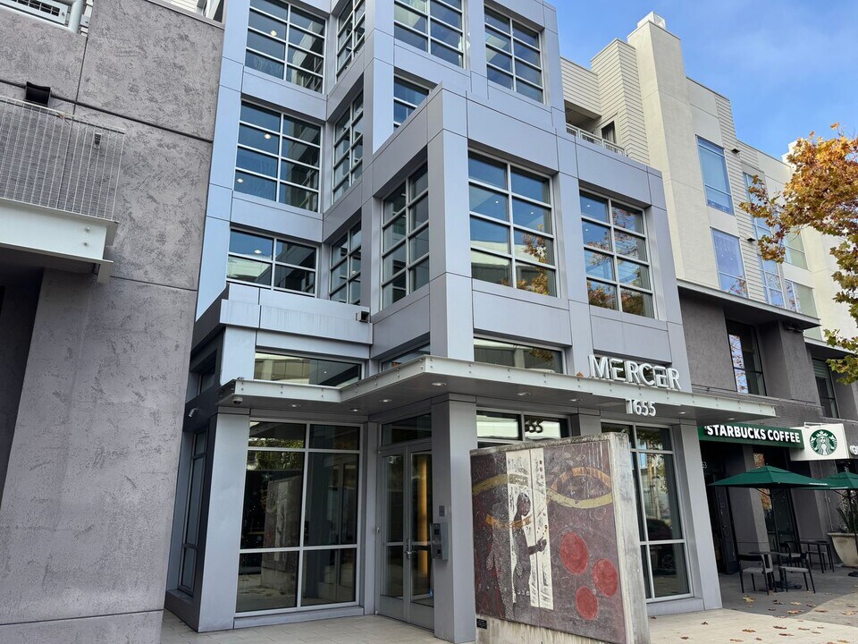 1655 N California Blvd in Walnut Creek, CA - Building Photo