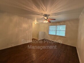 8281 E 33rd Pl in Tulsa, OK - Building Photo - Building Photo