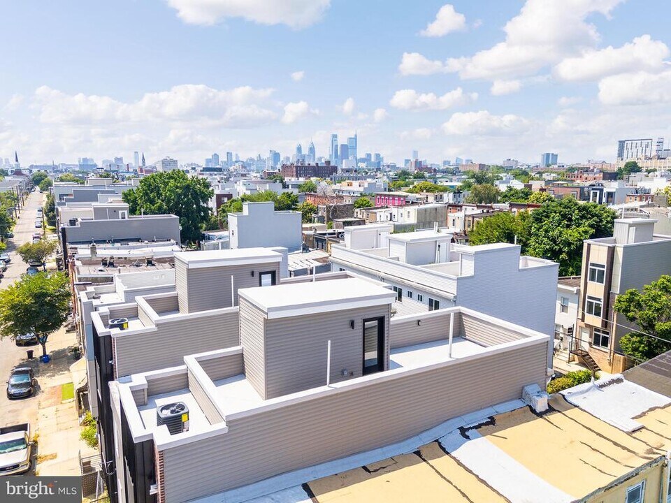 2048 N 3rd St in Philadelphia, PA - Building Photo