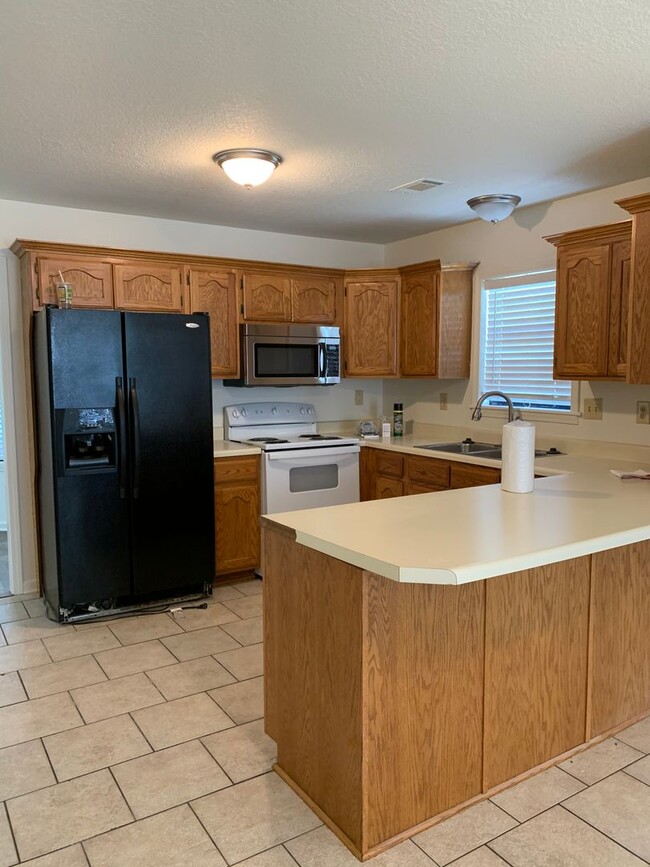 property at 2114 Wingate Dr