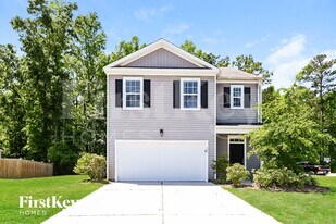 301 Mincy St in Moncks Corner, SC - Building Photo