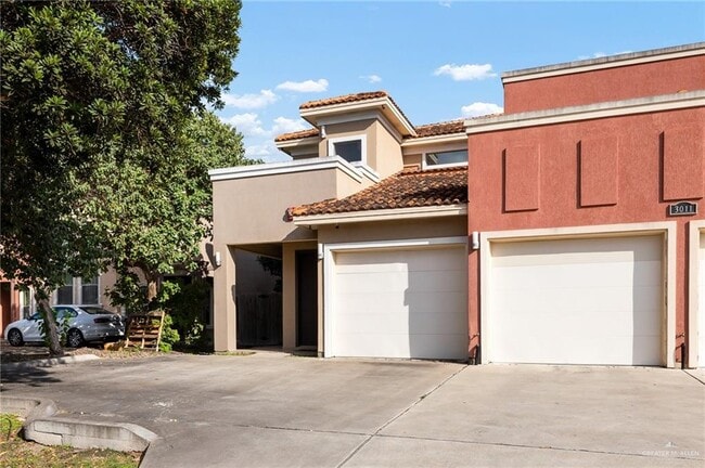 property at 3011 S L Ln