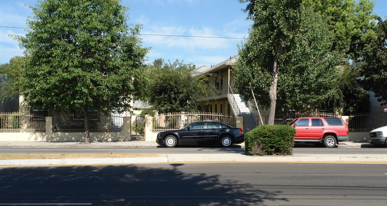 4707 Eagle Rock Blvd in Los Angeles, CA - Building Photo