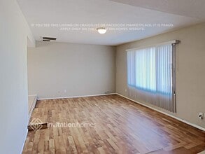 4815 W Gardenia Ave in Glendale, AZ - Foto de edificio - Building Photo