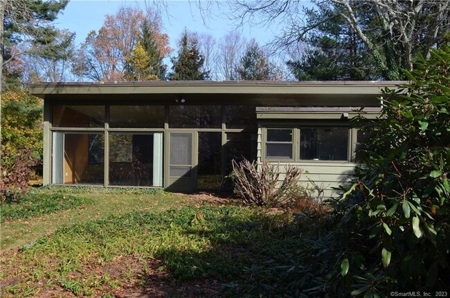 2 Cooper Rd in North Haven, CT - Building Photo - Building Photo