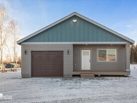 6760 W Queen Anne Ave in Wasilla, AK - Building Photo