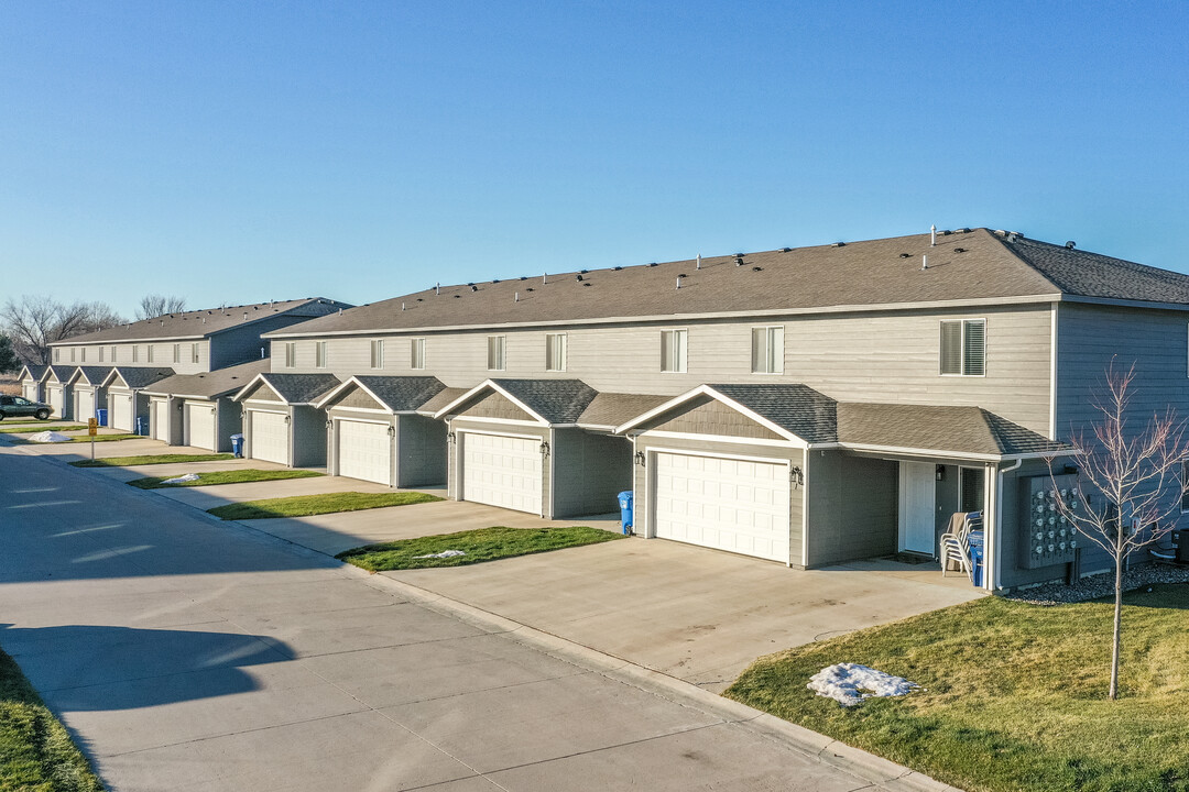 Beal Townhomes in Sioux Falls, SD - Foto de edificio