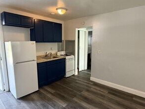 131 E 27th St in West Palm Beach, FL - Building Photo - Building Photo