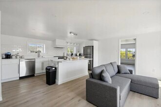 1001 80th St in North Bergen, NJ - Building Photo - Building Photo