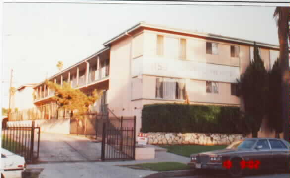 Donna Jean Apartments in Los Angeles, CA - Building Photo - Building Photo