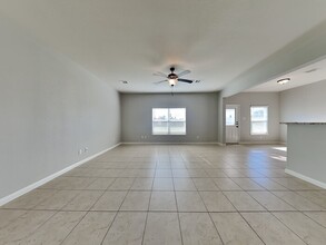 7722 Boulder Sunstone Ln in Panorama Village, TX - Building Photo - Building Photo