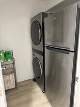 7250 Sterling Rock Ave in Las Vegas, NV - Building Photo - Building Photo