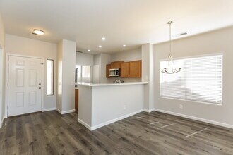 93 3rd Ave W in Buckeye, AZ - Building Photo - Building Photo