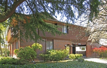 Swansea Condominium in Everett, WA - Building Photo - Building Photo