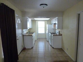 5006 Sara Dr in Austin, TX - Building Photo - Building Photo